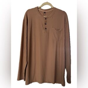 B8 Lexiart Men’s Fashion, Henley Shirt, Size XXL.